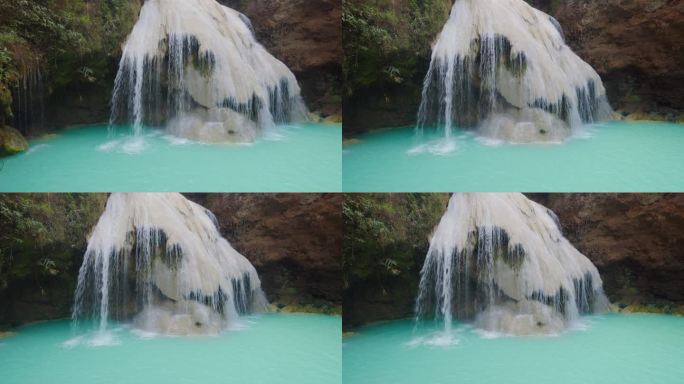 Koh Luang瀑布是泰国北部的石灰岩瀑布，碳酸钙和镁在Koh Luang瀑布中自然存在。海水的蓝