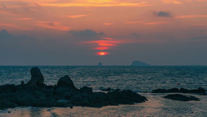 大连老虎滩石槽海上日落延时