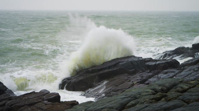 汹涌的海浪