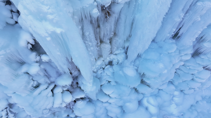 极致的冰瀑景观航拍