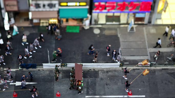 东京城市交通和人的微缩时间流逝