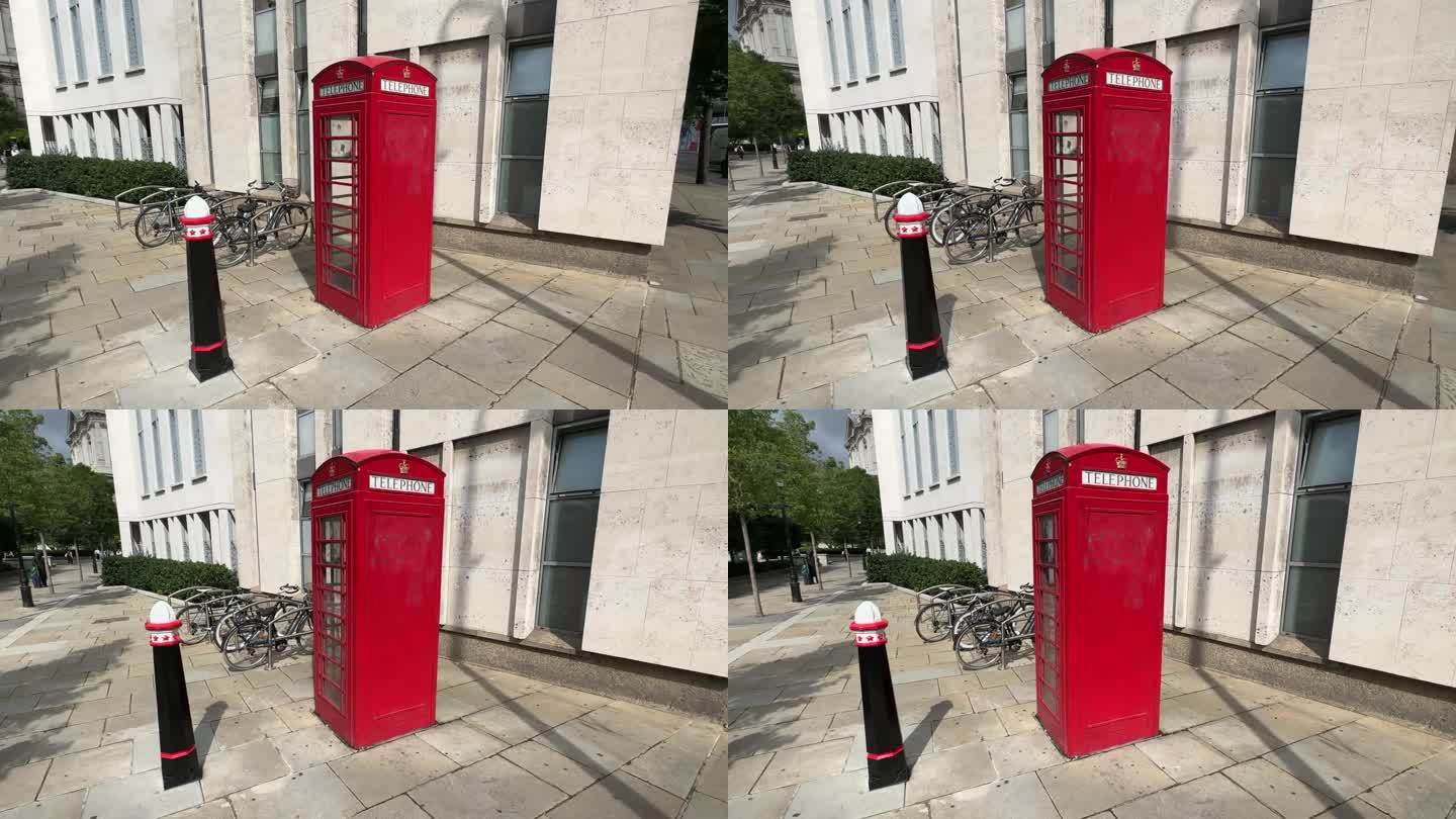 英国伦敦市的红色电话亭(电话亭)