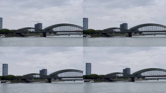 霍亨索伦大桥横跨莱茵河，位于科隆Deutz一侧