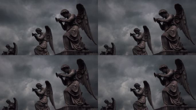 《圣经启示录》中的天使吹喇叭，雕像和暴风雨的天空。
