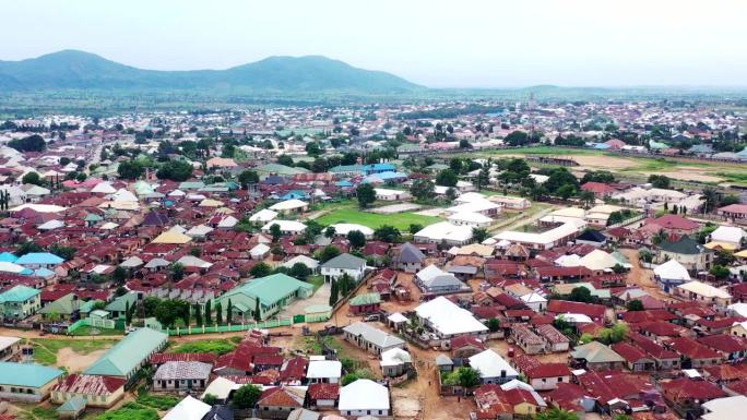 库杰地区委员会在尼日利亚联邦首都地区-空中撤退透露