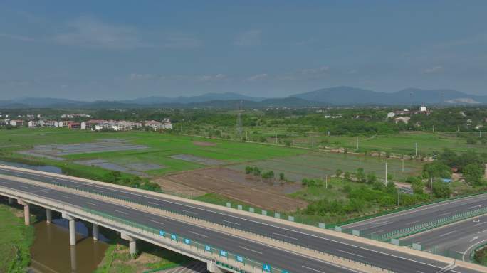 【21元】乡镇农田道路航拍