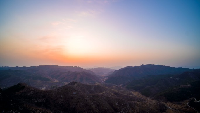 山脉日出太行山山西