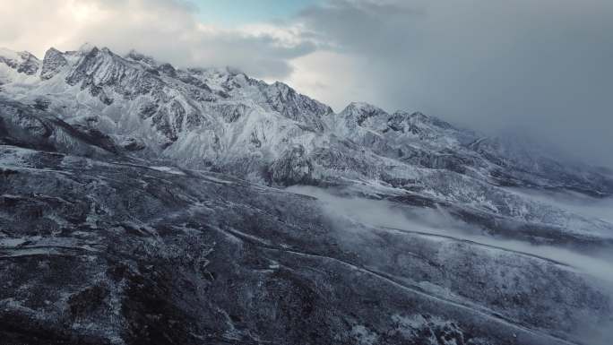 航拍雪山 雪域高原