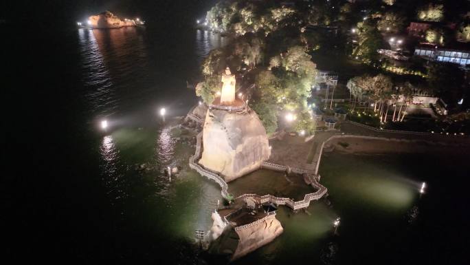 厦门思明区鼓浪屿航拍郑成功雕像夜晚夜景福