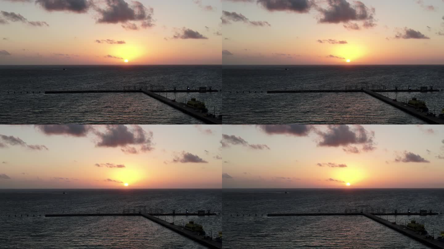 墨西哥坎昆墨西哥湾大海夕阳航拍
