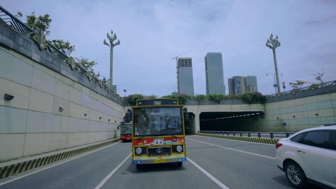观光公交车熊猫旅游大巴复古公交车38S