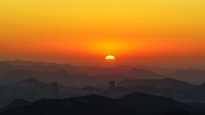 群山山区日出夕阳