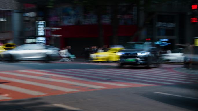 城市街道慢门王家卫重庆解放碑