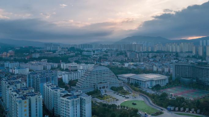 云南农业大学新校区正门环绕航拍延时