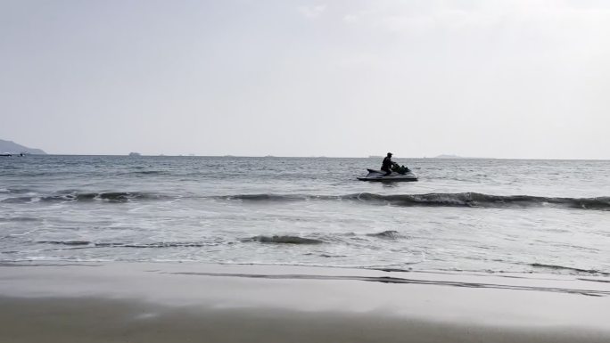 摩托艇冲浪