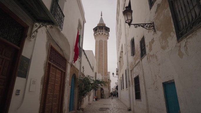 突尼斯麦地那老城Hammouda-Pacha清真寺的尖塔