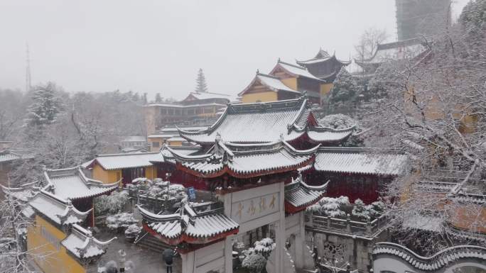 南京古鸡鸣寺雪景航拍