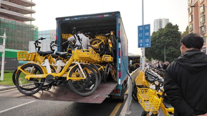深圳共享单车 环保出行 美团共享单车