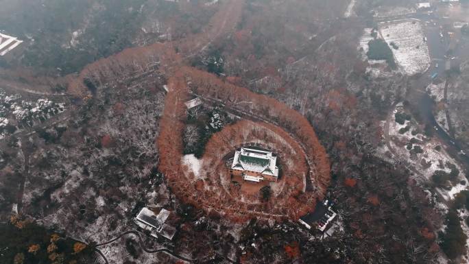 南京钟山名胜景区美龄宫雪景航拍