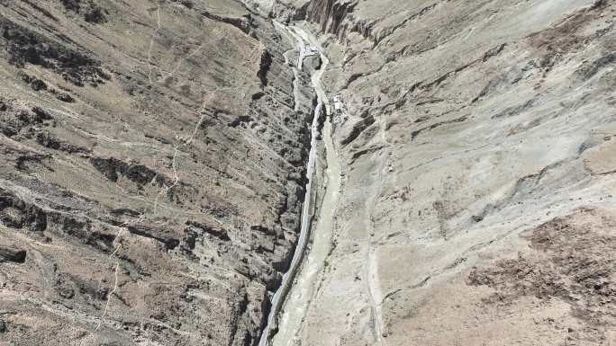 高空航拍318怒江大桥附近的冷曲河路段
