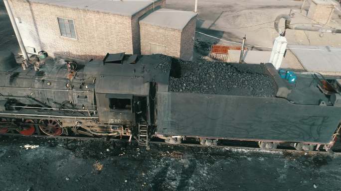 哈密三道岭最后一台蒸汽机服役40年今谢幕