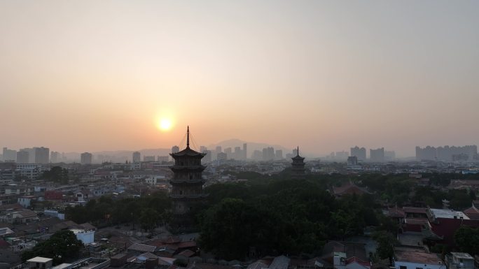 泉州开元寺东西塔航拍西街泉州市区建筑风光