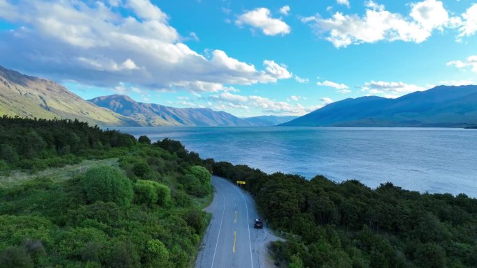 探索瓦纳卡湖俯瞰您难忘的新西兰自驾游
