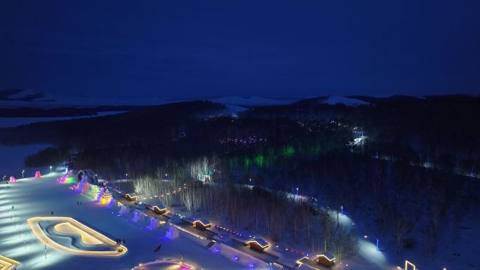 呼伦贝尔冰雪欢乐谷雪夜灯光