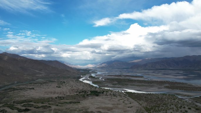 雅鲁藏布江河谷延时摄影