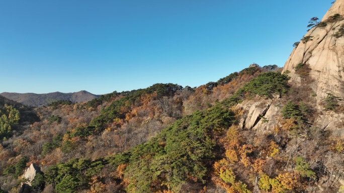 航拍千山山巅石峰景色