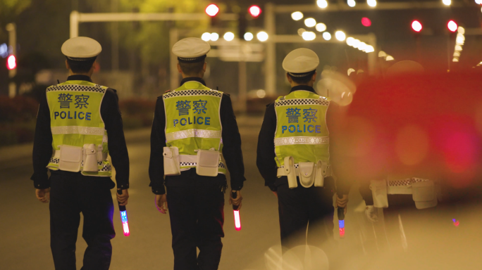 交警写意镜头查酒驾交警执法平安城市醉驾