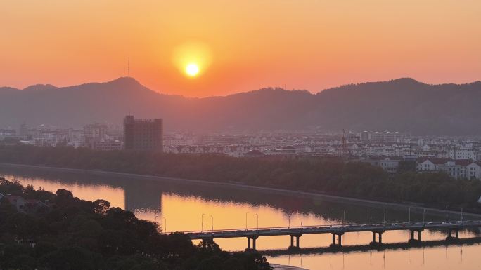 江山城北