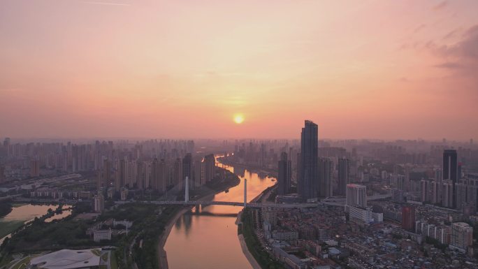 4k武汉汉江月湖桥越秀汉江夕阳航拍