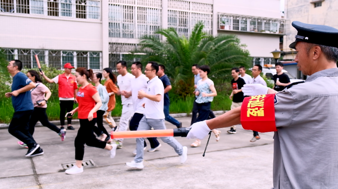 空袭警报避难人防演习志愿者地震逃生