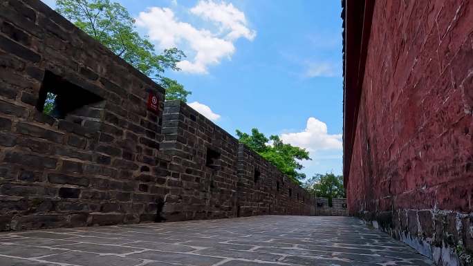 广州镇海楼与明城墙