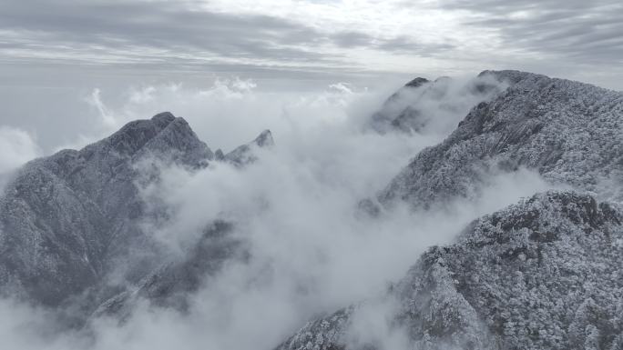 航拍雾凇满山雾凇 大雪封山