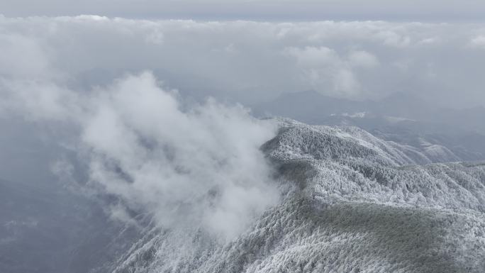 航拍雾凇满山雾凇 大雪封山