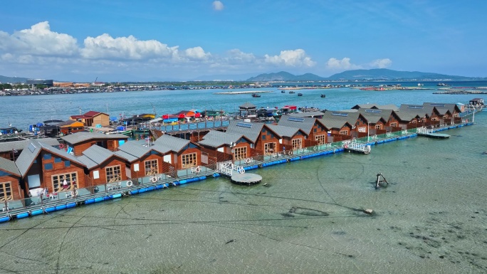 4k海南陵水疍家鱼排玻璃海海湾民宿航拍