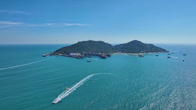 4k海南陵水分界洲岛旅游胜地水上运动航拍