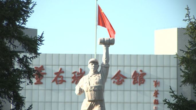 董存瑞纪念馆历史 大门口