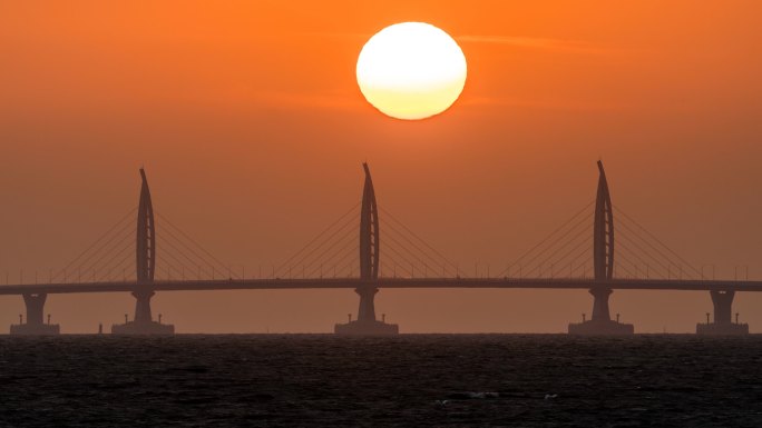 港珠澳大桥海豚塔海上日出延时4K影像素材