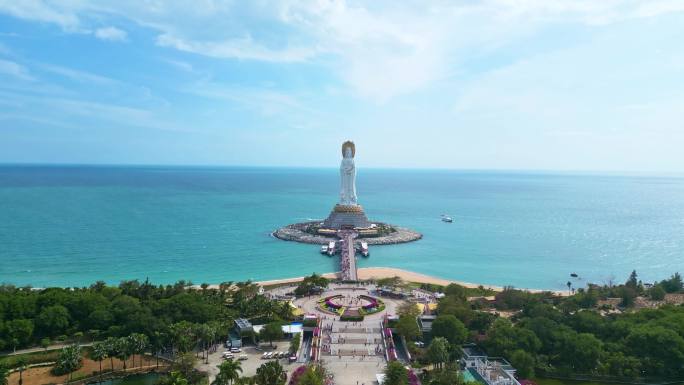 海南三亚南山寺航拍海上观音雕像天空和大海