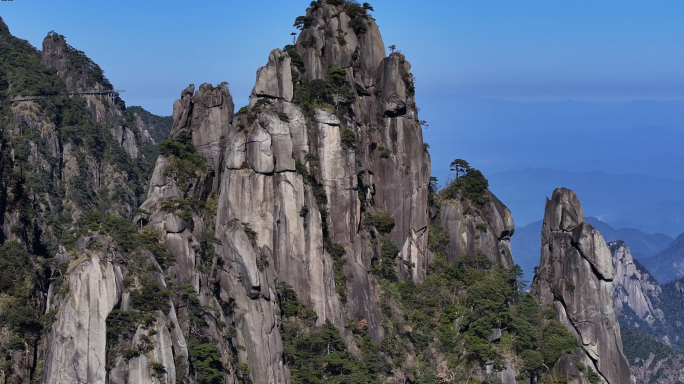 航拍江西上饶三清山