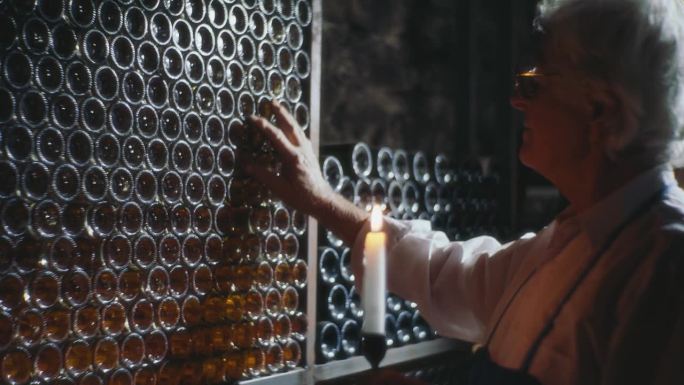 SLO MO烛光葡萄酒遗产:一位年长的葡萄酒商对永恒的瓶装优雅的亲密探索，酿酒厂，葡萄酒，酒窖