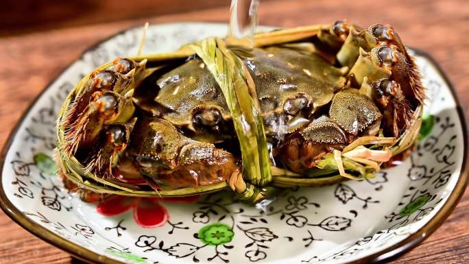 中式传统美食大闸蟹