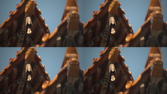 古建筑房檐上的铃铛