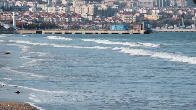 岸边海浪风浪船浪花