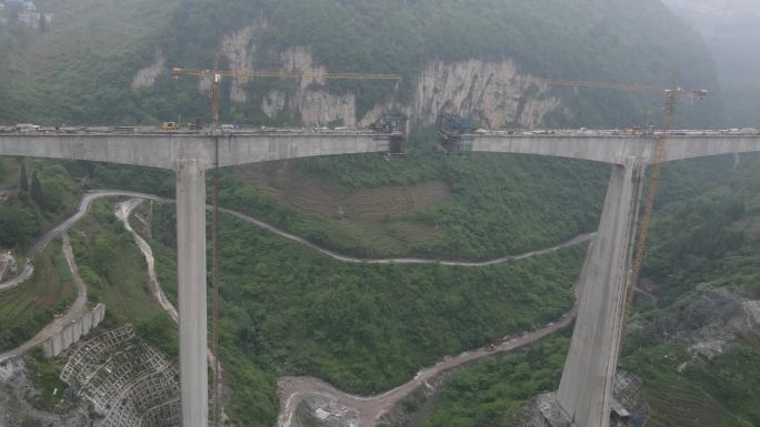 深山高架桥 建设 祖国河山 发展