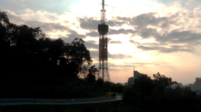 花果山电视塔与广东电视塔
