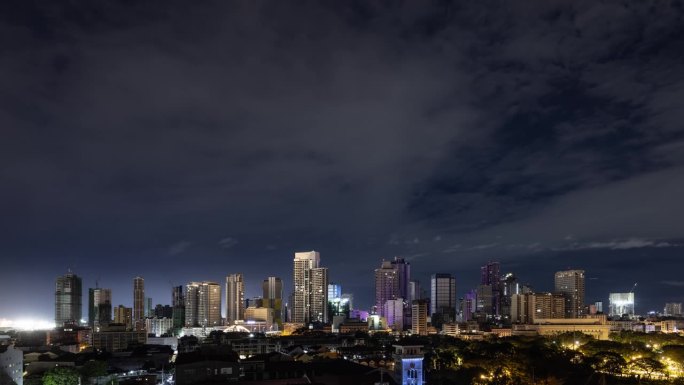菲律宾马尼拉上空的夜云